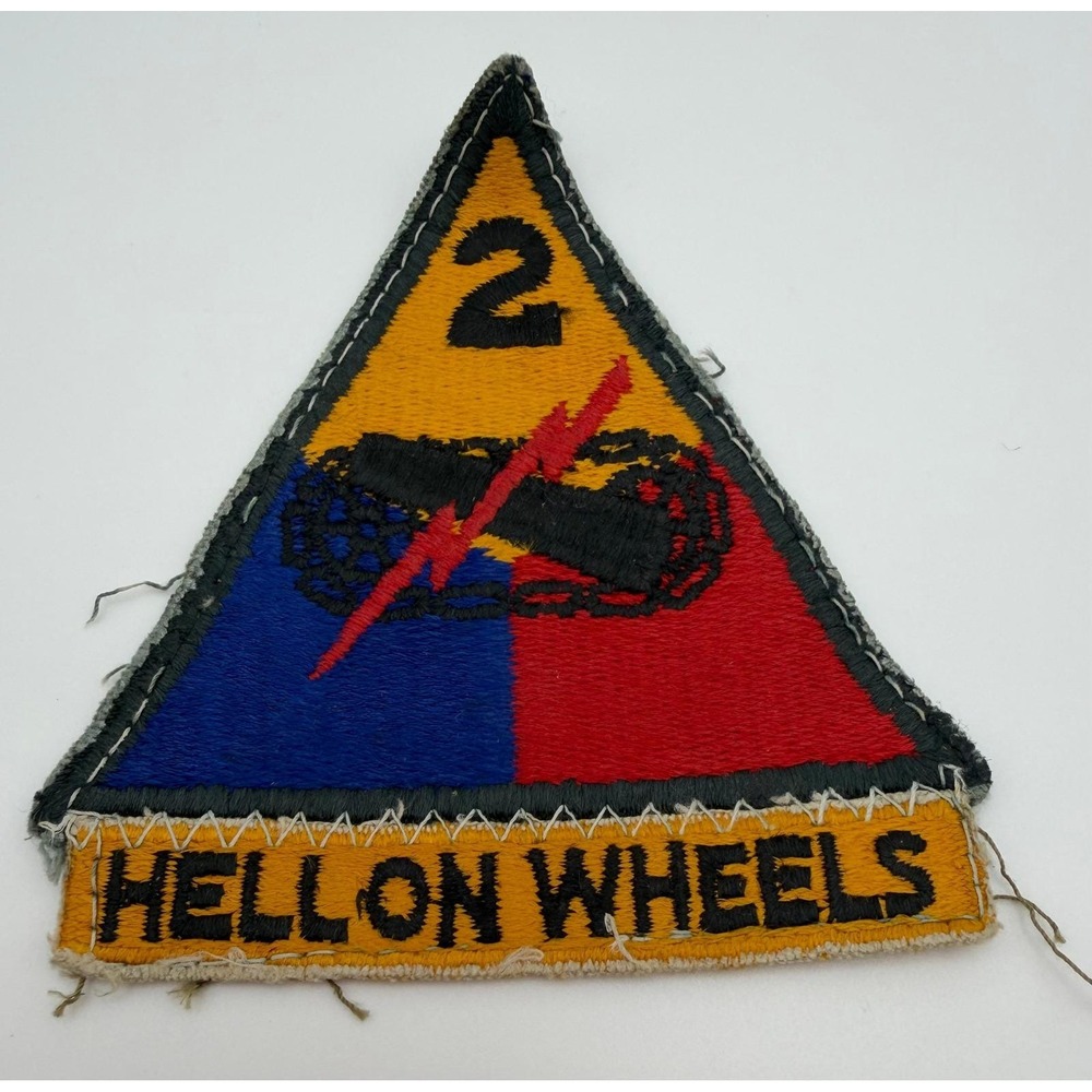 Vintage US Army 2nd Armored Division Hell on Wheels Patch Military Insignia F326